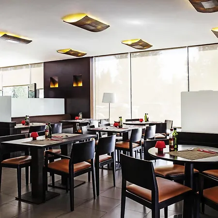 Ibis Barcelona 2* 몰린스 데 레이