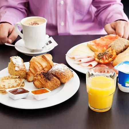 فندق Ibis Barcelona مولينس ذي راي