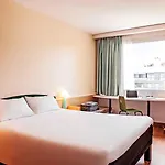 酒店 巴塞罗那莫林斯丽宜必思酒店 2*