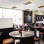 巴塞罗那莫林斯丽宜必思酒店 酒店 莫林斯-德雷伊