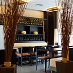 巴塞罗那莫林斯丽宜必思酒店 酒店