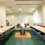 巴塞罗那莫林斯丽宜必思酒店 莫林斯-德雷伊