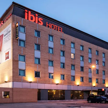 Ibis Barcelona 2*