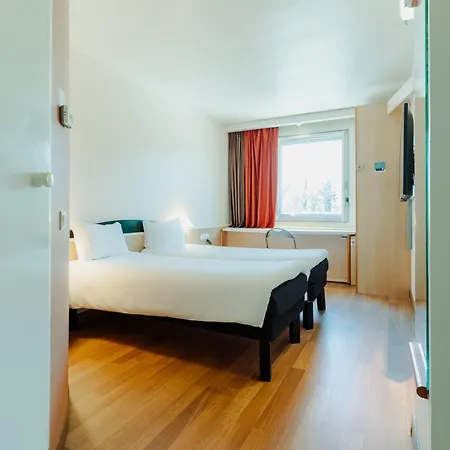 Ibis Barcelona Hotel