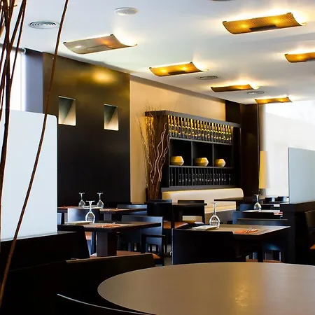 Hotel Ibis Barcelona 2*